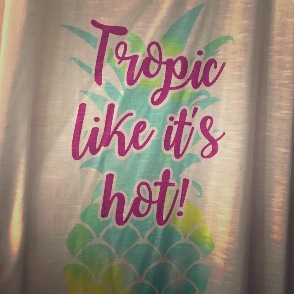 Tropic like it’s hot ☀️ tank top L